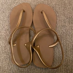 Rose Gold/Gold Havianas with Back Strap